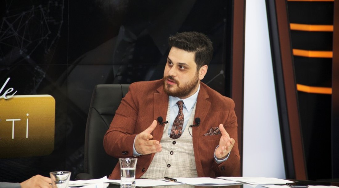 Gençler benim şansım ben de gençlerin şansıyım