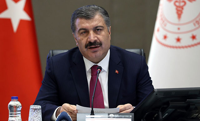 Sağlık Bakanı Koca vaka sayılarındaki düşüşe dikkat çekti