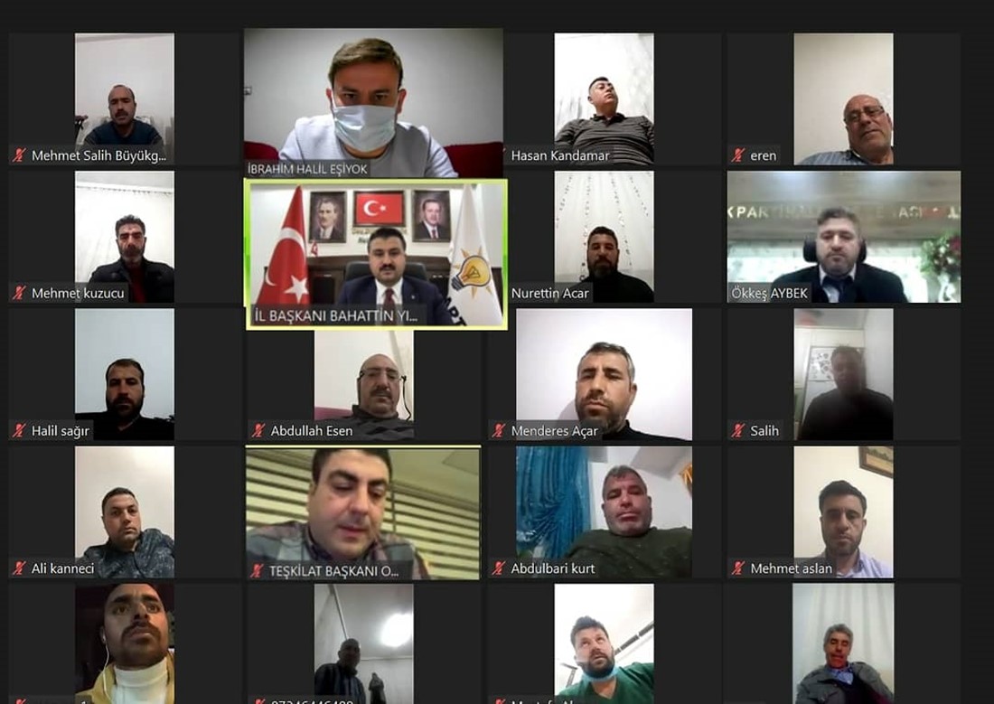 Başkan Yıldız, Halfeti İlçe Başkanı ve  Mahalle Başkanlarıyla Telekonferans Yöntemiyle Görüştü
