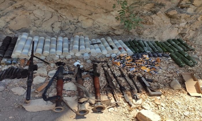 Pençe-Yıldırım Operasyonu Kapsamında Terör Örgütü PKK’ya Ait Çok Sayıda Silah ve Mühimmat Ele Geçirildi
