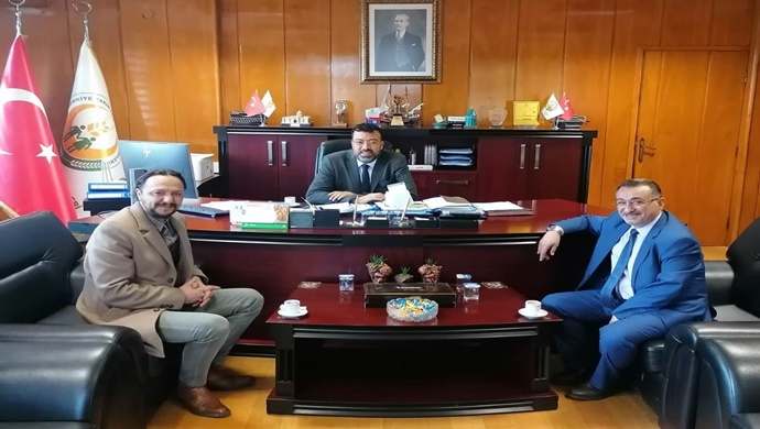ÖZEL HÜMA OKULLARI’NDAN FATİH ZEKERİYA YERLİKAYA’YA ZİYARET