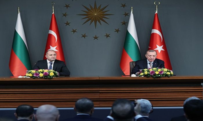 “Bulgaristan ile iki NATO müttefiki olarak dayanışmamızın her zamankinden daha güçlü olması gerektiğine inanıyoruz”