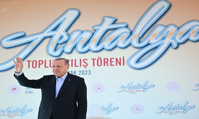 Cumhurbaşkanı Erdoğan, Antalya’da toplu açılış törenine katıldı