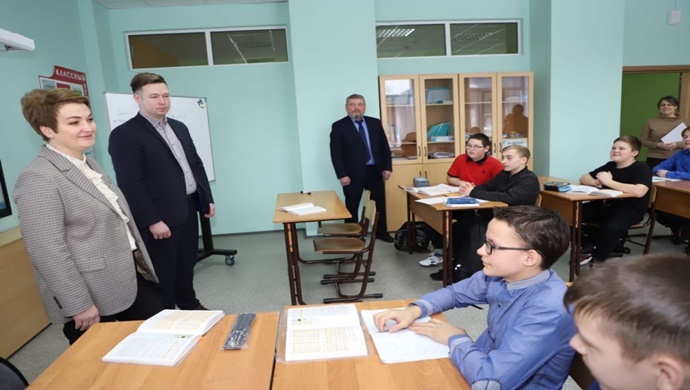 Arkhangelsk bölgesinde Birleşik Rusya’nın desteğiyle 2025 yılında 26 okul elden geçirilecek